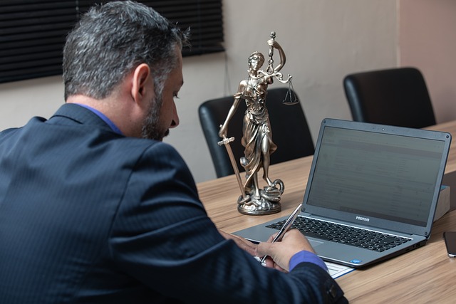 Centennial, CO: Streamline Business Formation with Expert Legal Guidance – Free Consultation!